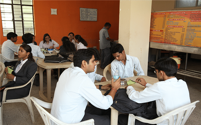 Sal_Education_Campus